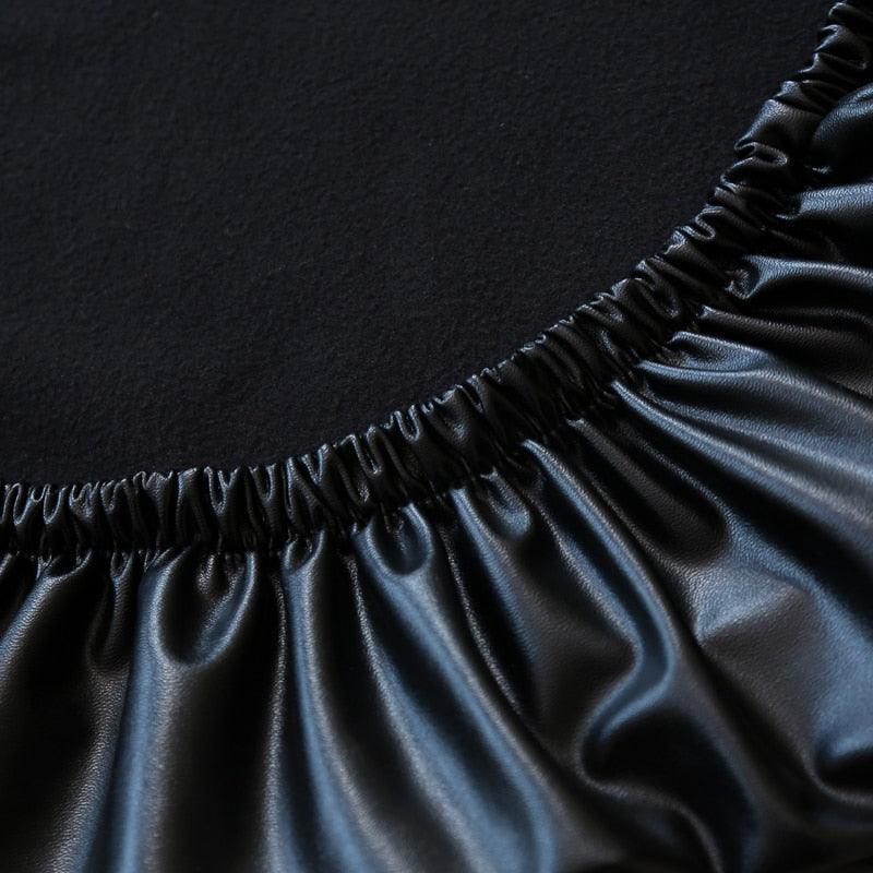 Kit Capas de Cadeira Palace em Couro Ecológico – Elegância Instantânea para Sua Casa